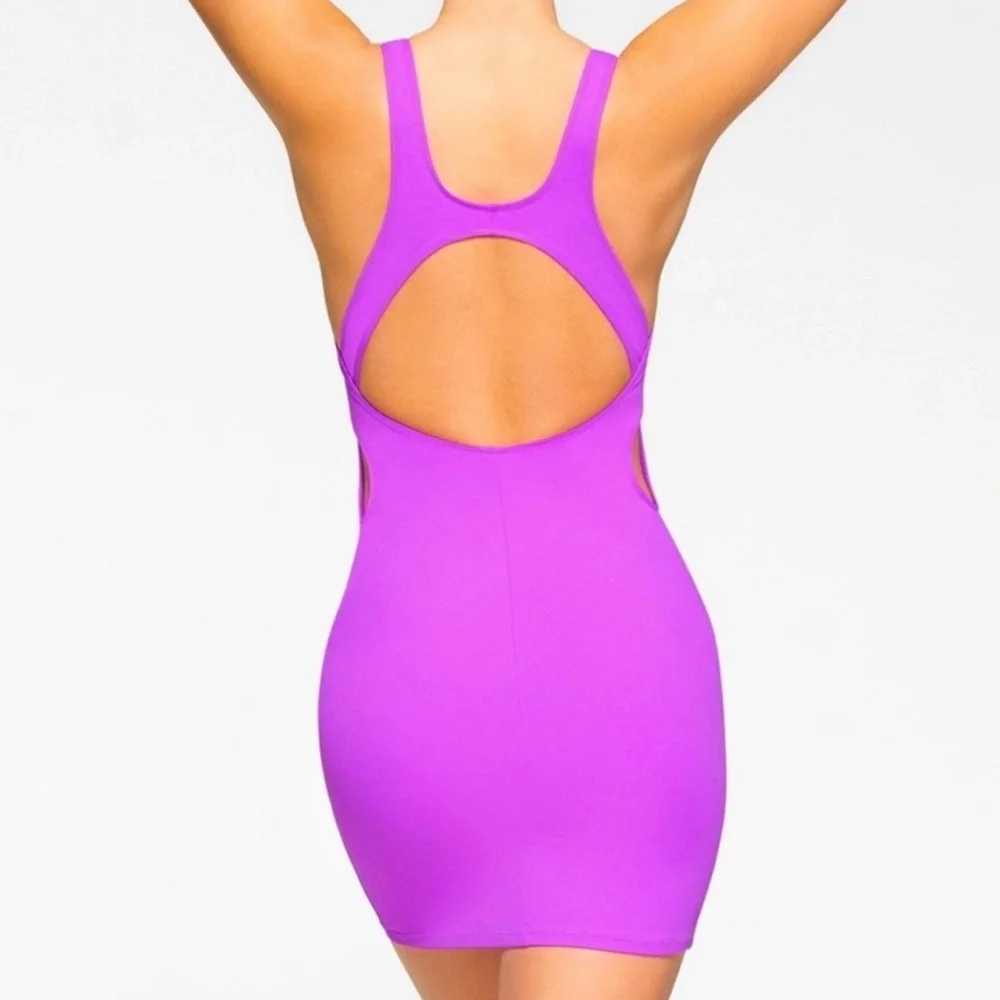 Skims beach dress - Picture 3 of 6